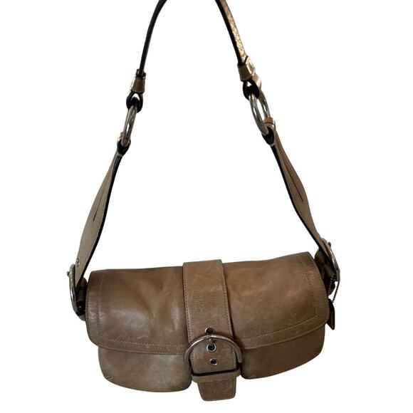 COACH Vintage Soho Leather Flap Bag Camel Brown Purse Y2K - Picture 1 of 16